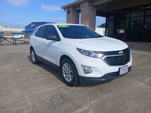 Used 2020 Chevrolet Equinox LS image 1