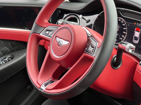 Used 2020 Bentley Continental GT image 38