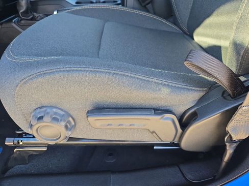 Used 2024 Jeep Wrangler Sport S image 16