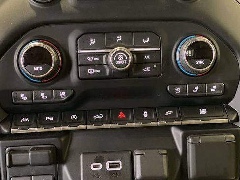 Used 2020 Chevrolet Silverado 1500 LTZ w/ LTZ Plus Package image 21