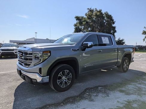 Used 2025 GMC Sierra 1500 SLT AWD/4WD image 7