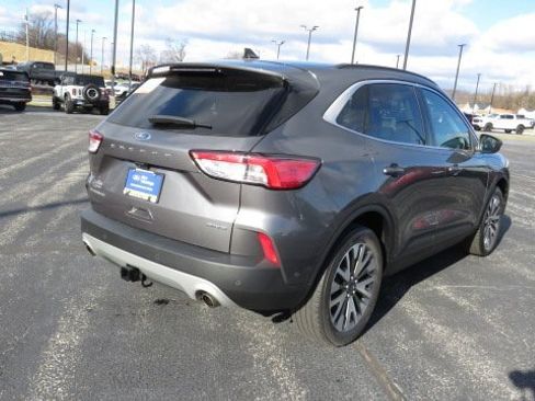 Certified 2021 Ford Escape Titanium w/ Class II Trailer Tow Package image 7