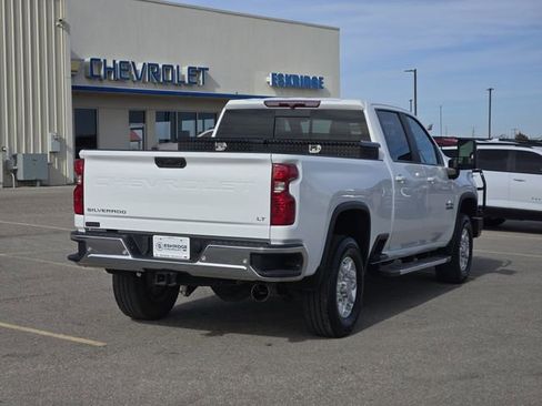 Used 2020 Chevrolet Silverado 2500 LT w/ Texas Edition image 7