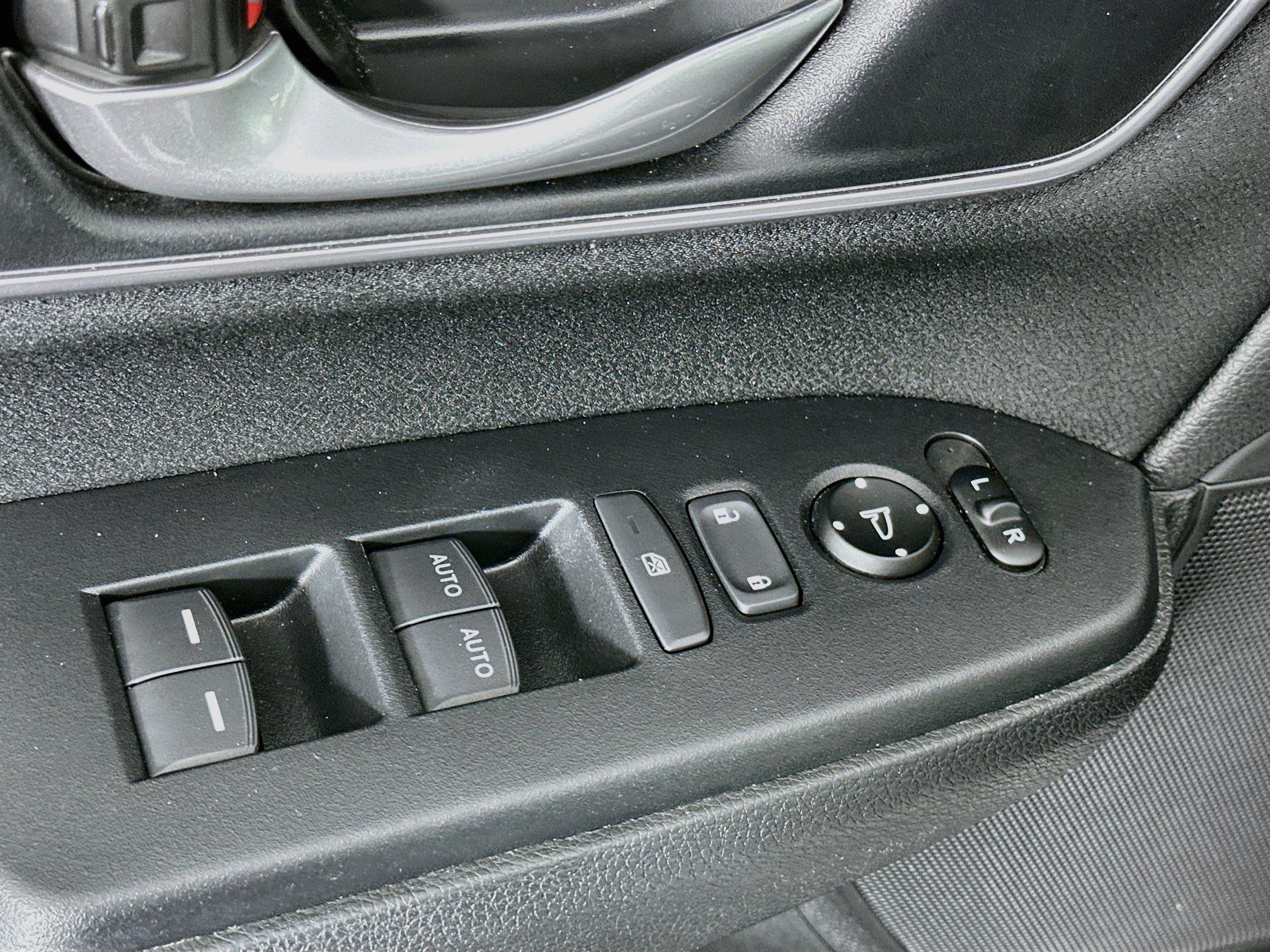 Used 2020 Honda CR-V EX image 15
