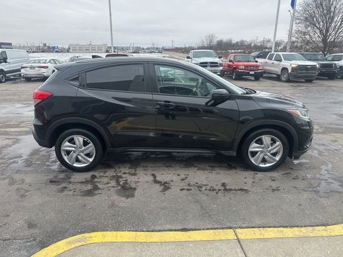Used 2019 Honda HR-V EX image 2