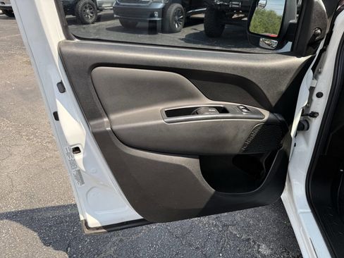 Used 2015 RAM ProMaster City Tradesman SLT w/ Rear Back-up Camera Group image 21