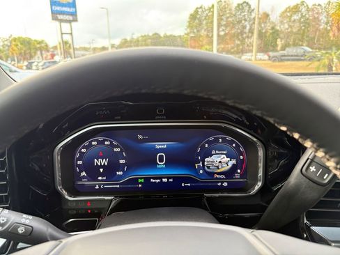 New 2025 Chevrolet Silverado 2500 LT w/ Z71 Chrome Sport Edition image 17