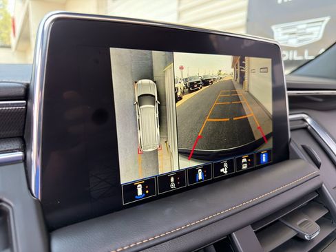 Used 2023 GMC Yukon AT4 w/ AT4 Premium Package AWD/4WD image 25