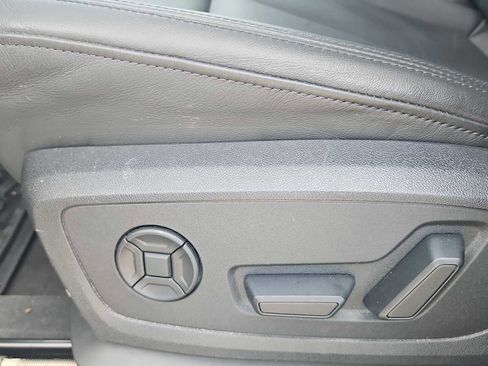 Used 2022 Audi Q3 2.0T Premium w/ Convenience Package image 14