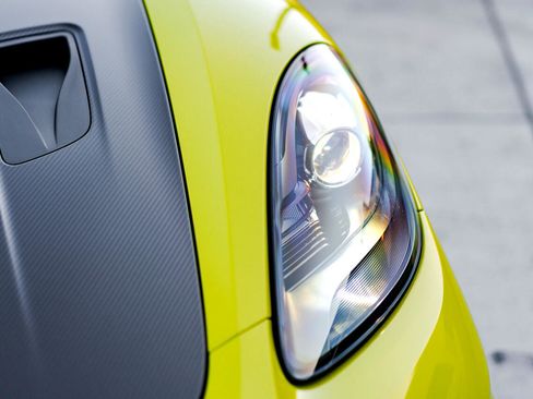 Used 2023 Porsche 718 Cayman GT4 RS image 32