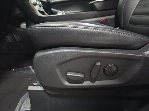 Used 2024 Ford Edge SEL image 28