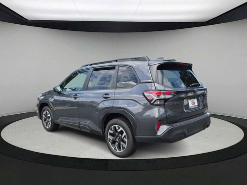 Used 2026 Subaru Forester Premium AWD/4WD image 6