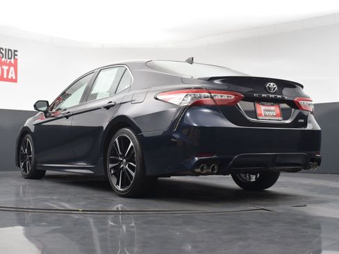 Used 2020 Toyota Camry XSE FWD image 31
