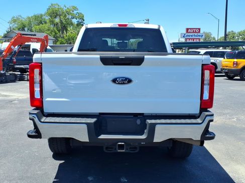 Used 2023 Ford F350 XLT w/ FX4 Off-Road Package AWD/4WD image 15