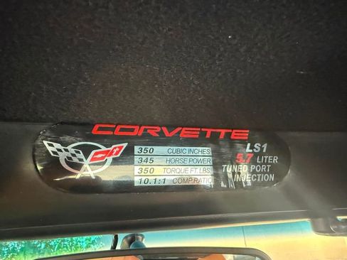 Used 1998 Chevrolet Corvette Coupe w/ Roof Pkg RWD image 33