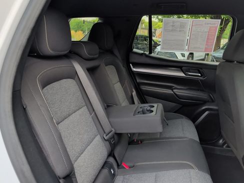 Used 2025 GMC Terrain Elevation AWD/4WD image 35