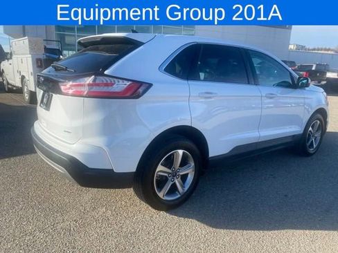 Used 2022 Ford Edge SEL w/ Convenience Package image 6