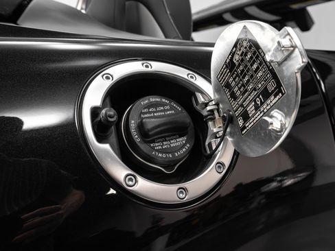 Used 2012 Mercedes-Benz SLS AMG Roadster image 41