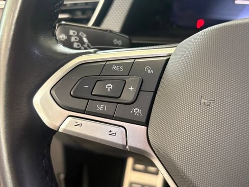 Used 2024 Volkswagen Atlas Cross Sport SEL Premium R-Line AWD/4WD image 25