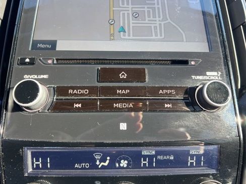 Used 2022 Subaru Ascent Onyx Edition image 22