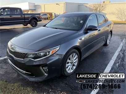 Used 2018 Kia Optima S w/ Panoramic Sunroof Package