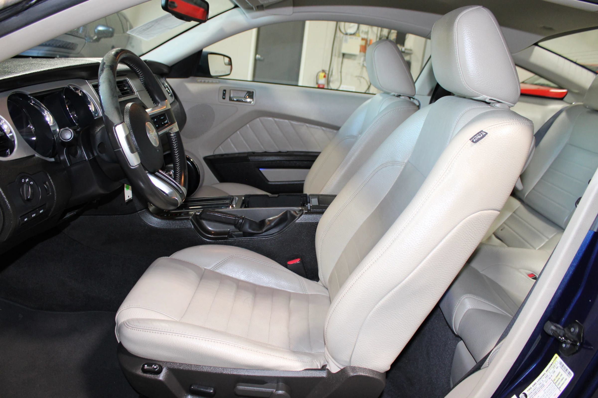 Used 2011 Ford Mustang Premium w/ Security Pkg RWD image 20