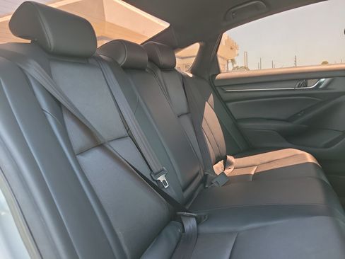 Used 2021 Honda Accord Sport image 6