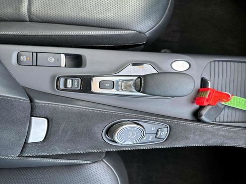 Used 2022 INFINITI QX50 Sensory image 28