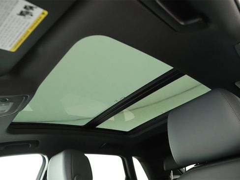 New 2025 Audi Q3 2.0T Premium image 26