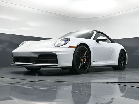 Certified 2025 Porsche 911 Carrera S RWD image 24