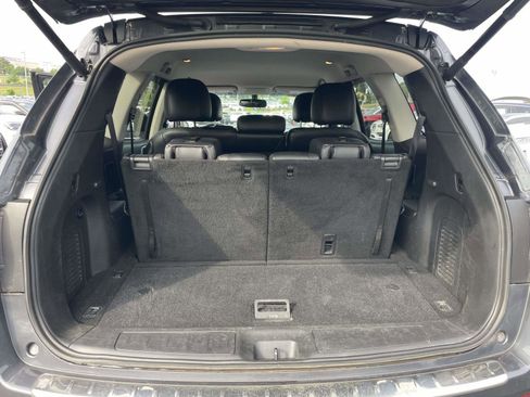 Used 2014 Nissan Pathfinder Platinum AWD/4WD image 10