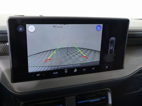 Used 2025 Ford Maverick Lobo image 6