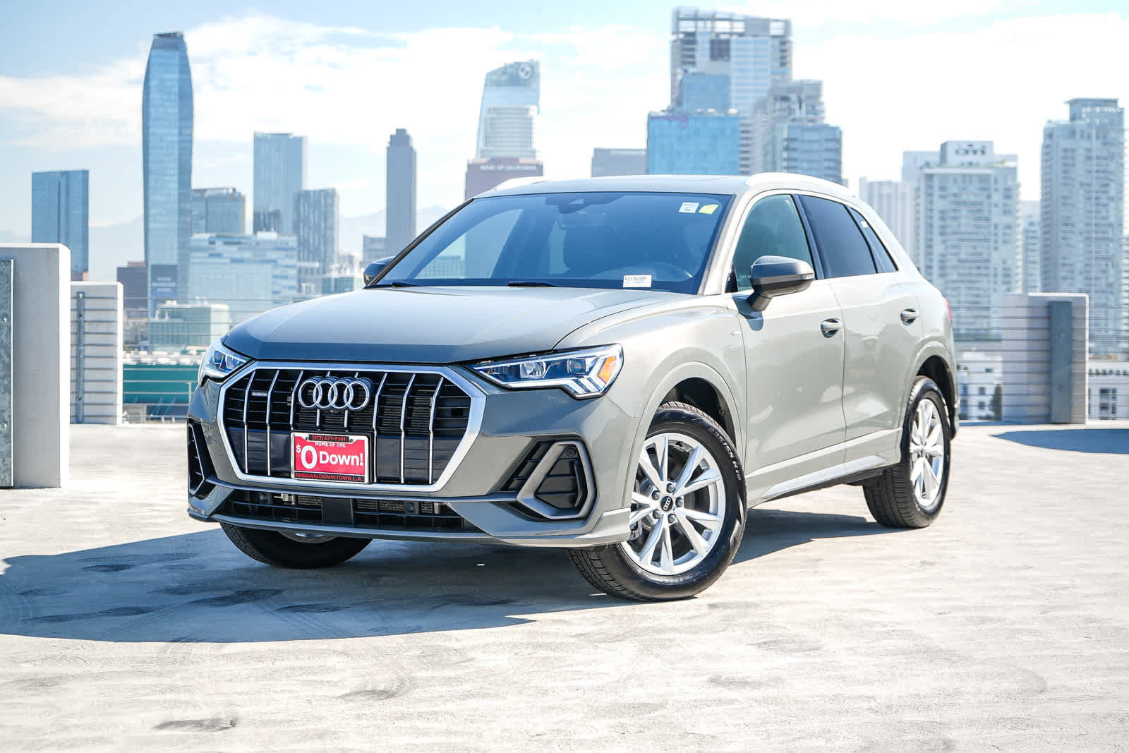 Used 2024 Audi Q3 2.0T Premium Plus w/ Premium Plus Package AWD/4WD image 1
