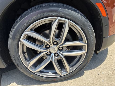 Used 2019 Cadillac XT4 Sport FWD image 13