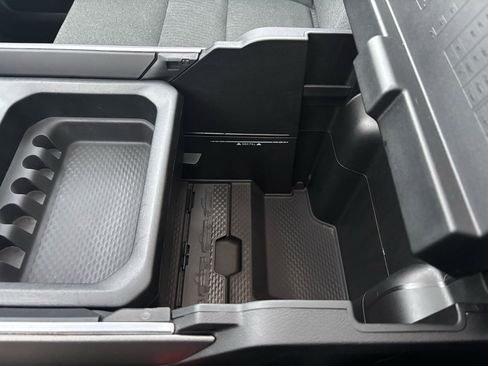 Used 2019 RAM 1500 Big Horn image 30