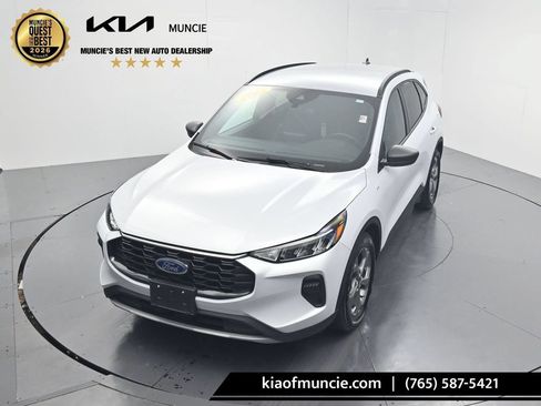Used 2025 Ford Escape ST-Line FWD image 45