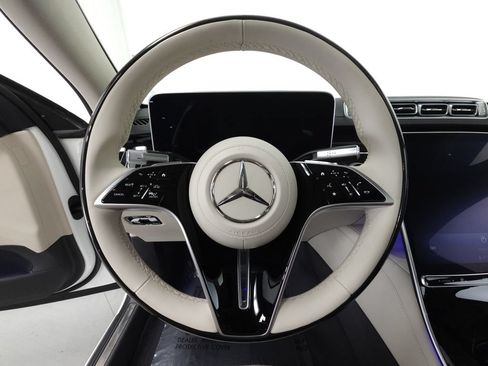 Used 2023 Mercedes-Benz S 500 4MATIC image 12