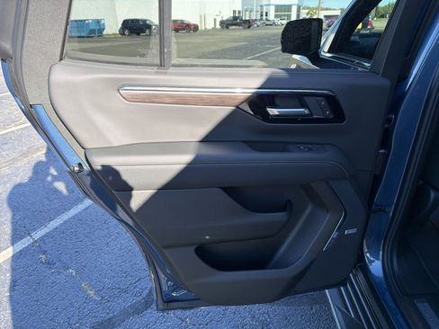 New 2026 Chevrolet Tahoe Premier w/ Sun And Tow Package image 23