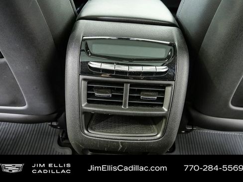 Used 2018 Cadillac XT5 Premium Luxury image 21