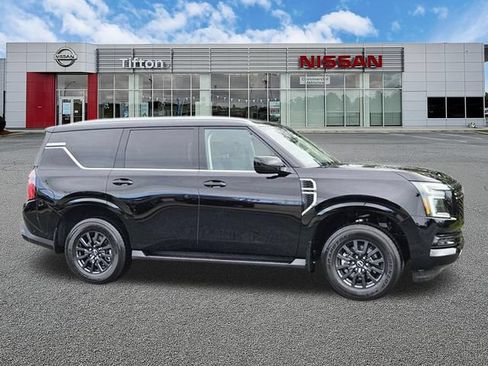 Certified 2026 Nissan Armada SV RWD image 3