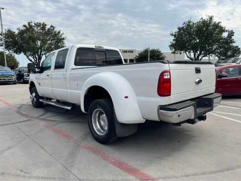 Used 2015 Ford F350 Lariat w/ Lariat Ultimate Package AWD/4WD image 2
