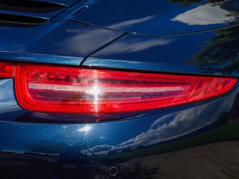 Used 2013 Porsche 911 Carrera 4S image 91