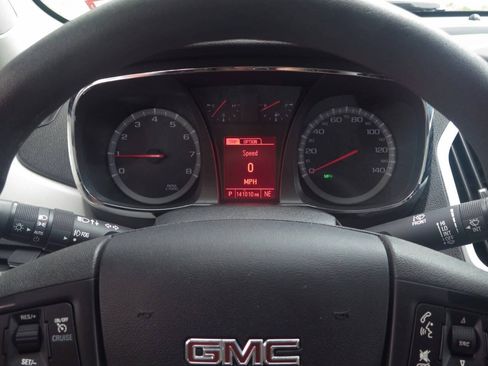 Used 2014 GMC Terrain SLE w/ LPO, Protection Package FWD image 9