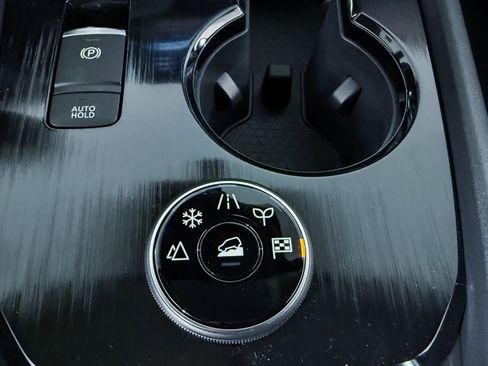 Used 2026 Nissan Rogue SV w/ Rock Creek Premium Package image 25