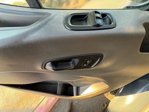 Used 2020 Ford Transit 250 148 High Roof Extended image 16