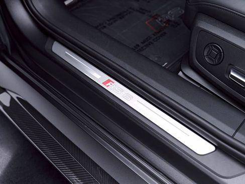 Used 2025 Audi RS 6 performance AWD/4WD image 63