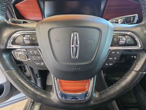 Used 2020 Lincoln Navigator Reserve AWD/4WD image 21