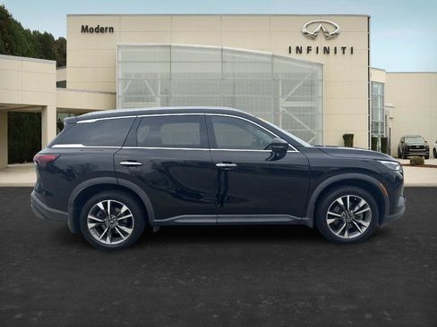 Certified 2022 INFINITI QX60 Luxe w/ Cargo Package image 9