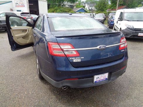 Used 2017 Ford Taurus SEL FWD image 36
