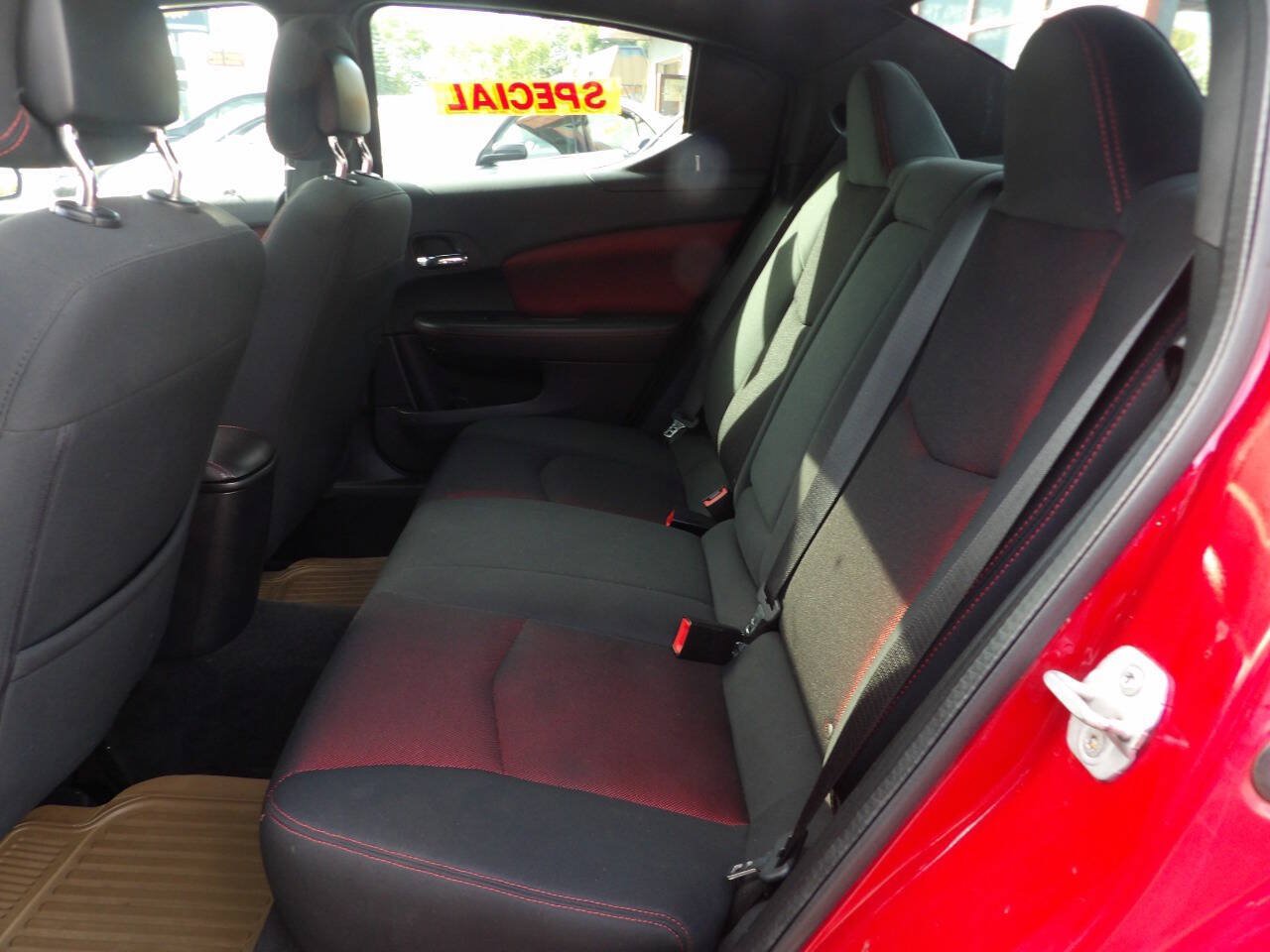 Used 2011 Dodge Avenger Heat FWD image 10